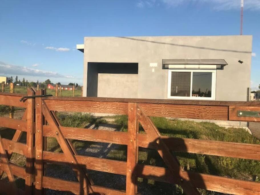 Comoda Casa Con Jardin En كولونيا ديل ساكرامينتو المظهر الخارجي الصورة